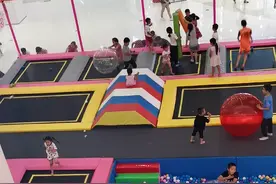 义乌最大的商场，义乌之心！视频封面