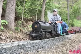 世界上最小的载人火车，还能载很多人，你见过吗？