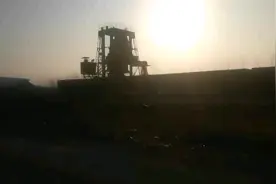 早晨您好！万年青水泥玉山公司，卸车机，卸煤。视频封面