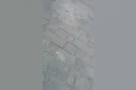 群里转发集赞，集50个赞，到店对换项目。视频封面