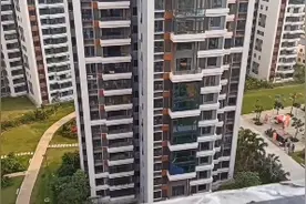 铝合金窗边渗水，墙面掉皮，烦！封窗后这样做，包您50年干干爽爽