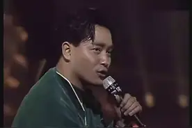 张国荣1988年第一届劲歌金曲版《侧面》