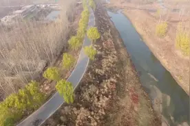 济南史上最强防洪堤坝开建，可抵御11000立方米每秒洪峰视频封面