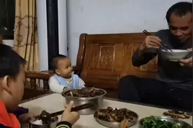 天冷了，爸爸煮拿手好菜，广式焖狗肉，吃了不用盖棉被！