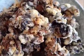 木耳新吃法，不炒不炖，加1个鸡蛋裹上面糊直接炸，个个焦香酥脆视频封面