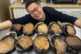 5600买10只“澳洲大鲍鱼”只只都有2斤多，爽脆弹牙，名不虚传视频封面