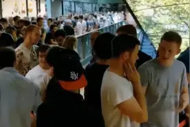 只做精品是第一要义 一加四款产品获2019德国iF设计大奖视频封面