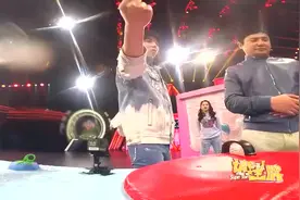 沈腾：我出剪刀，这两根手指动了我不是人，郭京飞：他出布