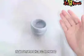 新买的碗盘不要直接用，教你一个小窍门，灰尘脏东西一起除干净