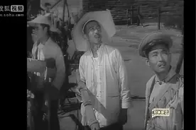 经典影视：八路军刘连长接到指示摧毁日军的军火库，三次化妆进城视频封面