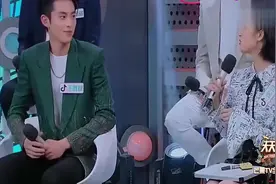 王鹤棣和沈月用土味情话表白，棣棣被套路了，沈月好机智