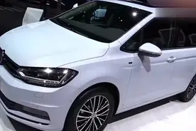 2018大众Touran,打开车门,你就知啥叫实用家庭MPV