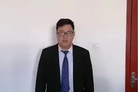 在Excel表格里打开全屏模式和退出全屏模式的技巧讲解