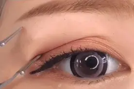 贴出来的欧式大双眼皮，过程超简单，还不会赶快学起来