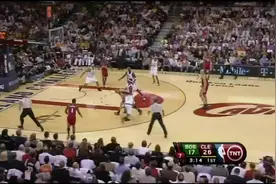 【NBA藏经阁】当年詹姆斯盖隆多有多狠？最后一球真是太残暴了！