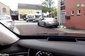 价值250万的奔驰S级轿跑，打开敞篷的那刻才知道有多人性化