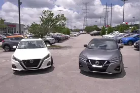 2020款日产天籁与2020款日产西玛怎么选？停在一起对比下就知道了