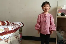 4岁小孩看抖音跳《大田后生仔》超好玩，萌萌哒！