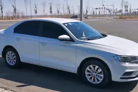 大众宝来秒变床车，让长途旅行更舒适，这样来操作！