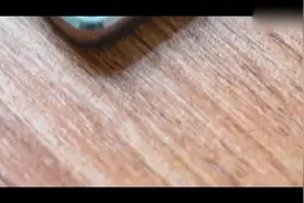 科技小发明：当手机接上220v交流电，会怎样？网友：请不要学习