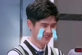 谢娜获“年度最佳陪跑奖”成坏人神助攻，直呼把来的火车票报了视频封面