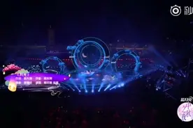 这首《月光》郁可唯, 胡夏演唱, 童声伴音合唱, 简直暖化了