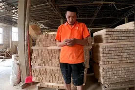 打工仔每天原地工作，可以走10000多步，可能关节痛就这样来的视频封面