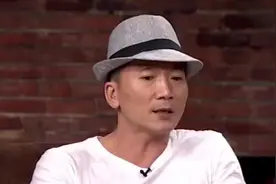 港姐老婆肤白貌美 双胞胎儿子长相帅气女儿可爱视频封面