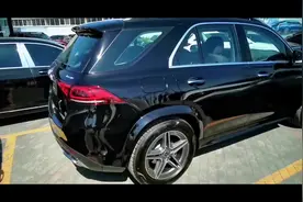 萝卜报告：陈震体验奔驰GLE350，内饰的豪华程度不输百万豪车