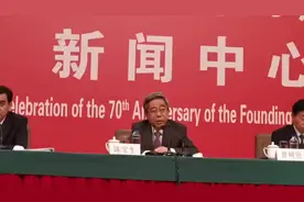 教育部长陈宝生分享4个“60%”：70年来中国教育得到巨大提升视频封面