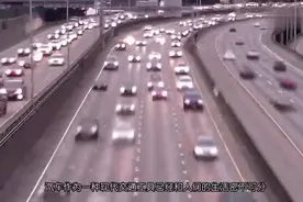 世界上最低的跑车 直接穿过收费站 但过不了减速带