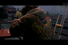 阿超劝说小马离开，小马却无动于衷，并嘲讽了他一顿！视频封面