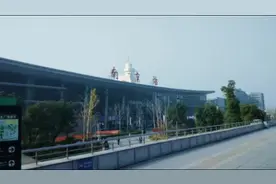 南京火车站，从南广场到北广场怎么走？很多人不知道的方法视频封面