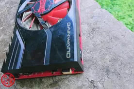 电子维修，GTS450显卡无锁相环供电，换个使能三极管就修好了