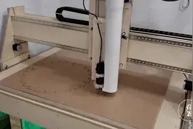 不到6000元成本，看牛人怎么自制数控切割机床，用过才知道多牛视频封面