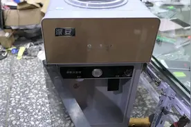 饮水机不制冷，客户说帮忙加点氟？其实是小问题啦！视频封面