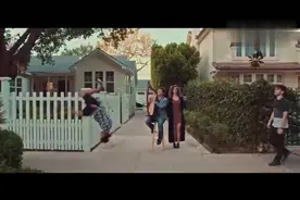 Youtube上15w赞的超强翻唱《Maps》-Maroon5，超长镜头长。