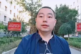 新疆的大学作息时间比内地要晚两个小时，刚开始感觉有些不习惯视频封面
