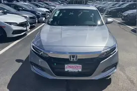 2020款本田雅阁到店，后备箱打开的方法挺特别啊