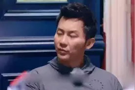 李晨首谈家庭：父母离异还有个小18岁的妹妹视频封面