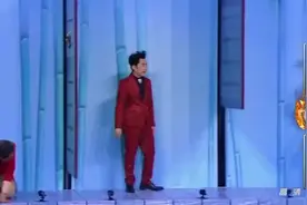 黄子韬会武术，鲤鱼打挺竟然这么轻松！成龙大哥必须不服！