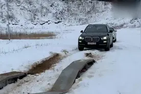 2019款宝马X5四驱性能怎么样？雪地里过个交叉轴你就知道了