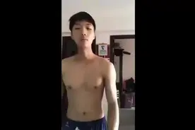 每天200个俯卧撑，坚持一个月，变化惊人