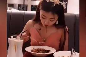 结婚前VS结婚后，女人吃饭的区别，男同胞们你们有同感吗