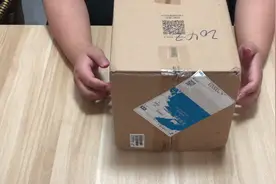 今天开箱一个天猫精灵顶配天猫精灵魔盒，网络机顶盒+智能音箱视频封面