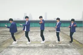TF家族翻跳EXO《咆哮》，连地下停车场都模仿得太到位了