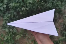 飞得又直又远的纸飞机，折法原来这么简单，小朋友超喜欢视频封面