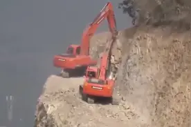 实拍挖掘机高空作业的过程，工资一小时1000块？