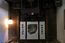 篁岭村落里的斜屋和倒屋