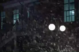 1978年12月18日至22日 实现伟大的历史转折